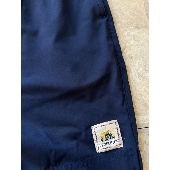 Pendleton Navy Blue Men’s BANDED CROWN HYDROMORPH SWIM TRUNKS Size Large - Picture 3 of 8